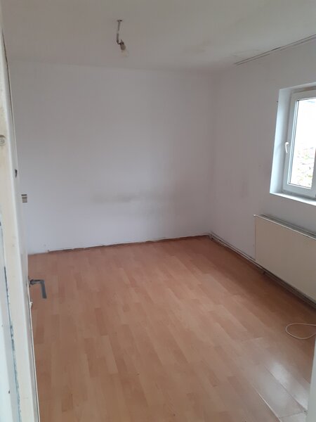 Drumul Taberei, Auchan