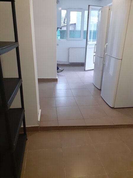 Drumul Taberei, Auchan