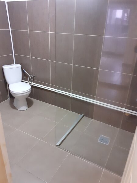 Drumul Taberei, Auchan