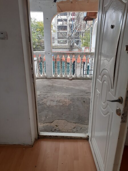 Drumul Taberei, Auchan